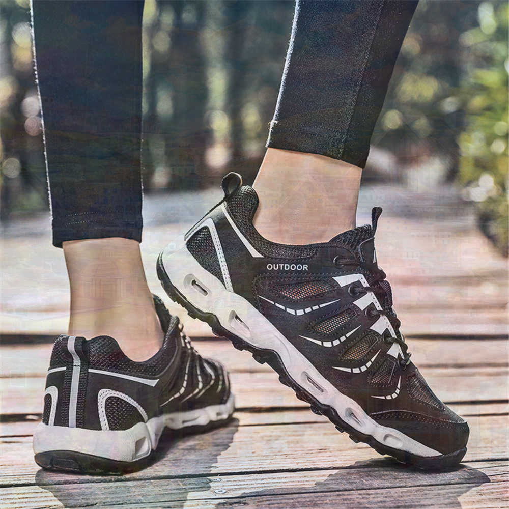 Sumer Round Tip Silver Sneaker - Tech Accessories Gifts ulasan dan harga